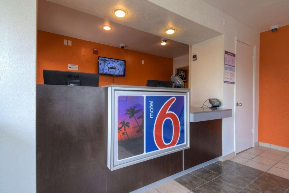 Motel 6 Los Angeles -Baldwin Park Image 21
