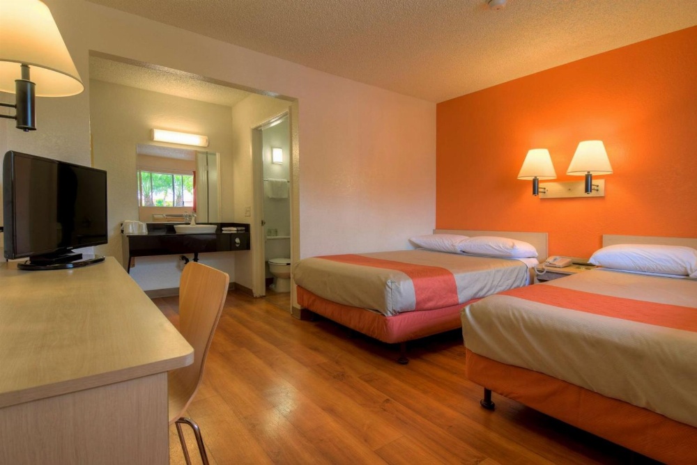Motel 6 Los Angeles -Baldwin Park Motel 6 Los Angeles -Baldwin Park